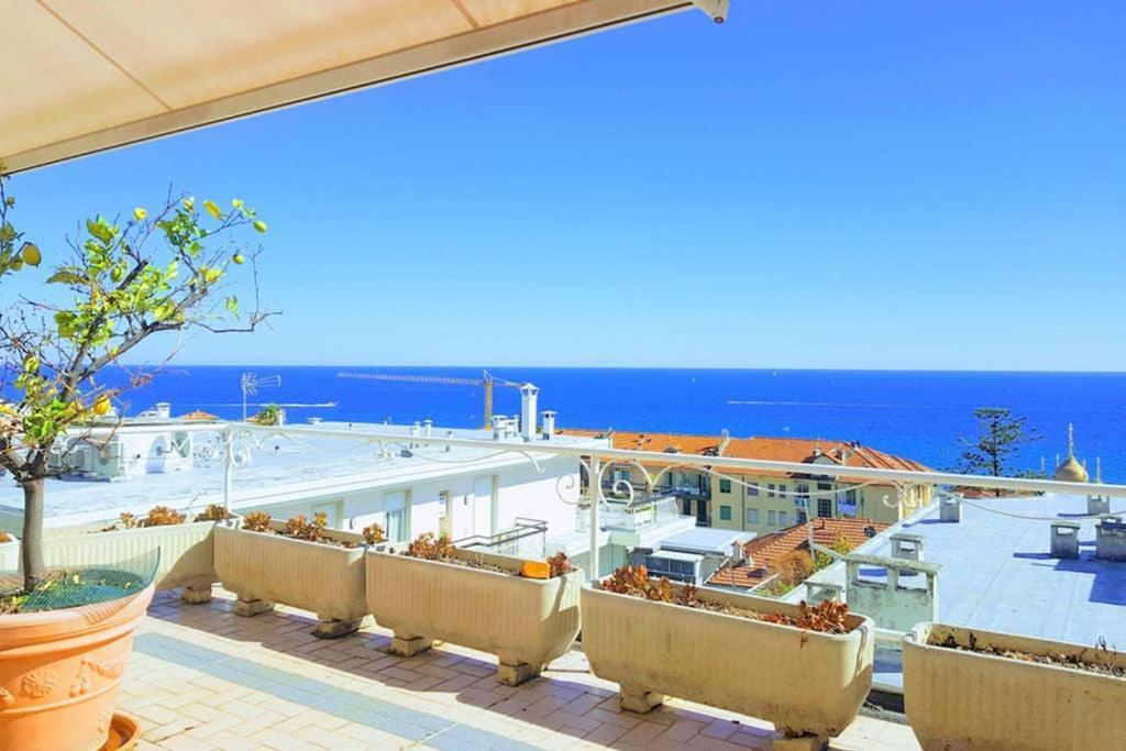 Attico Sul Mare A Sanremo Apartment ภายนอก รูปภาพ