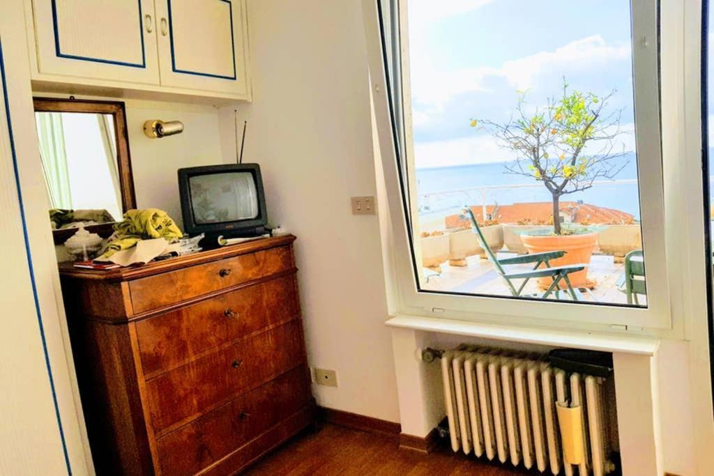 Attico Sul Mare A Sanremo Apartment ภายนอก รูปภาพ